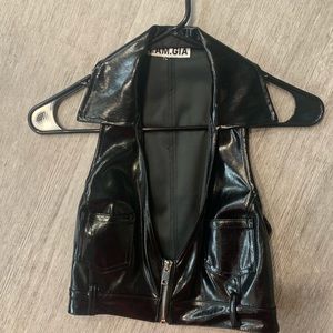 I.AM.GIA. Phoebe zip up black vinyl crop top